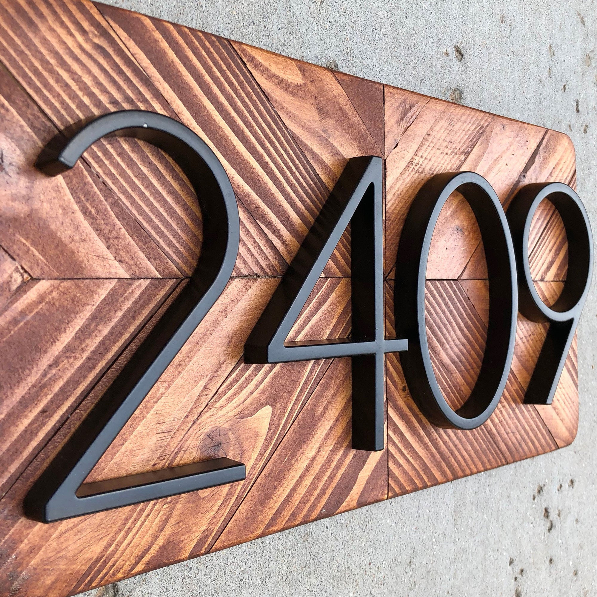 Modern House Numbers - Black, Floating and Flush Mount