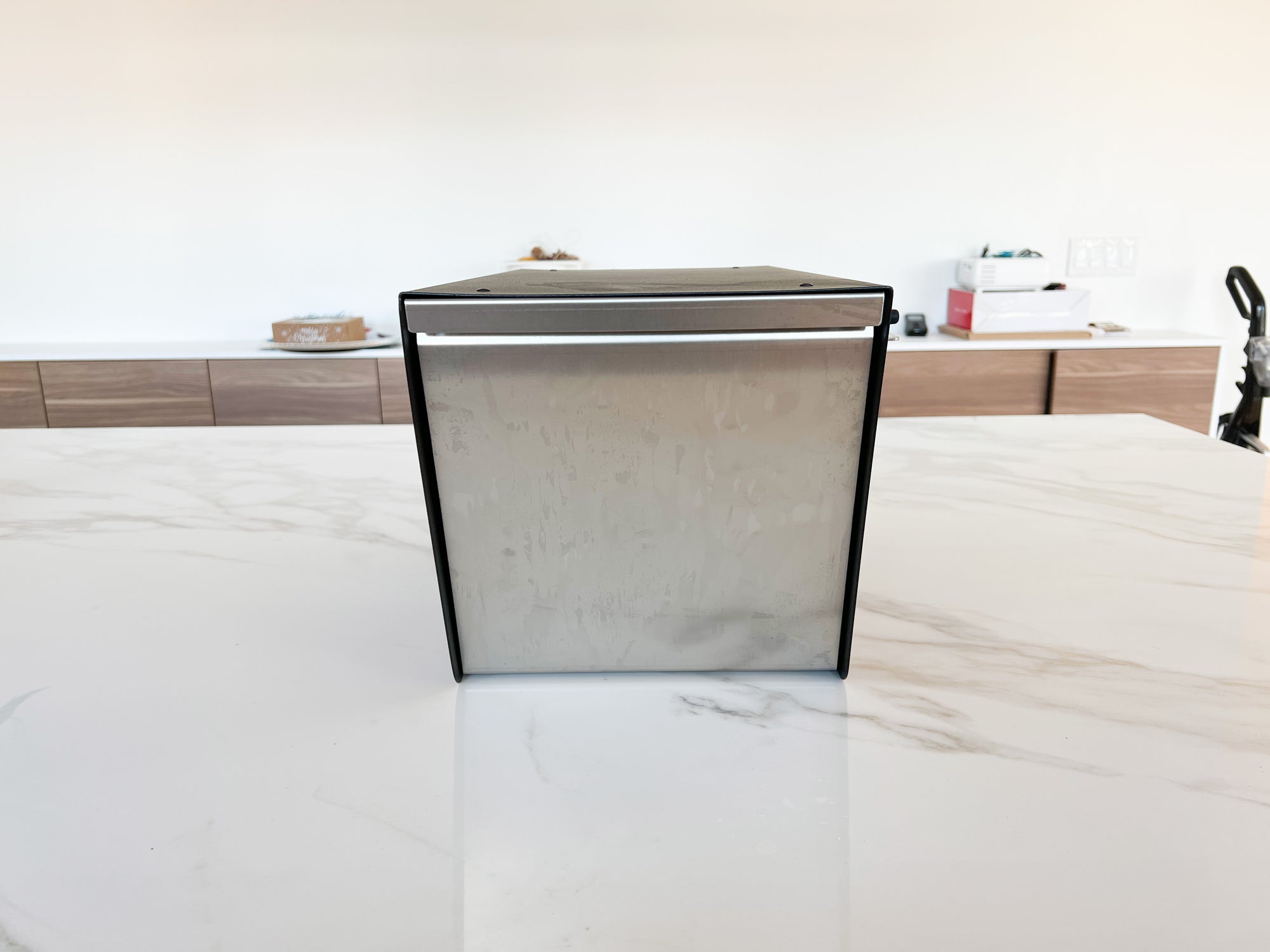 Walter - Post Mounted Mailbox (Imperfect/Irregulars)