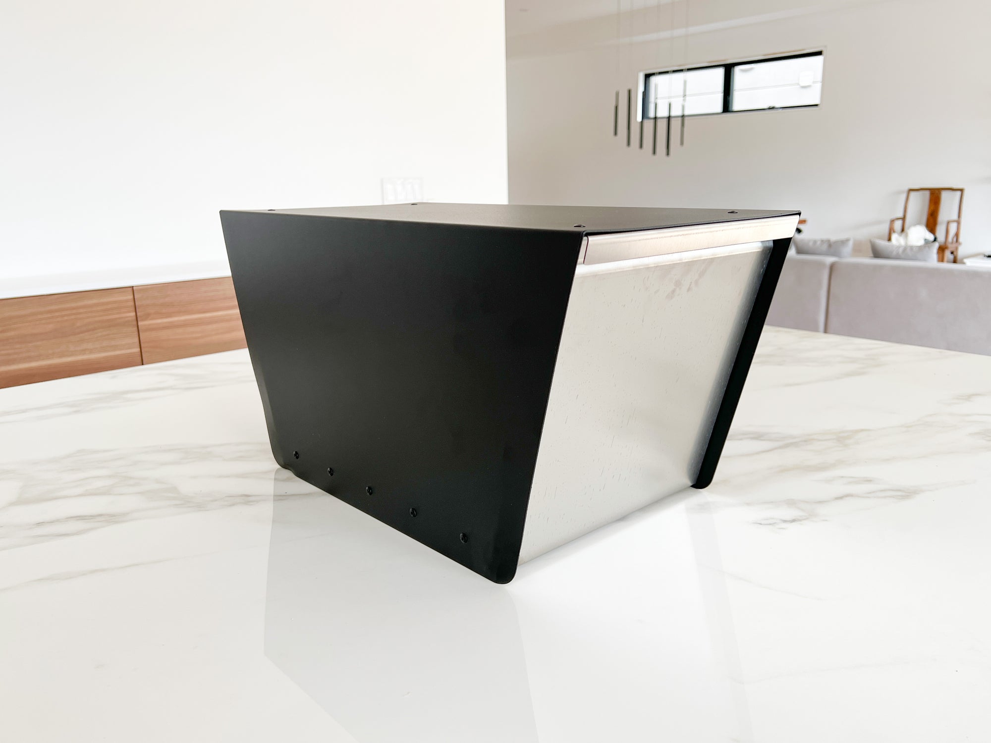 Walter - Post Mounted Mailbox (Imperfect/Irregulars)